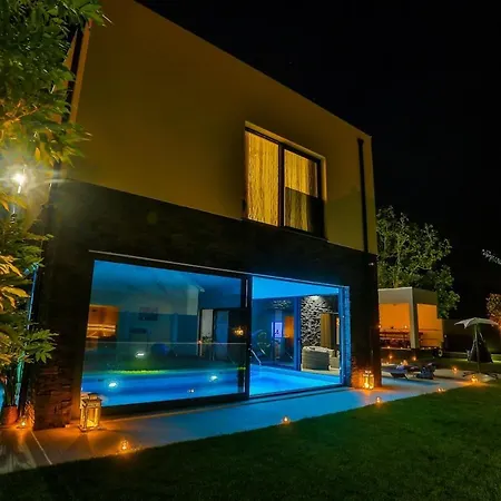 Infinity- Luxury Near Split Villa Dugopolje