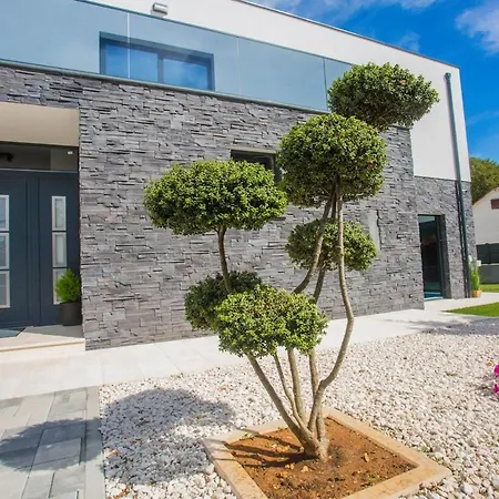 Infinity- Luxury Near Split Villa Dugopolje