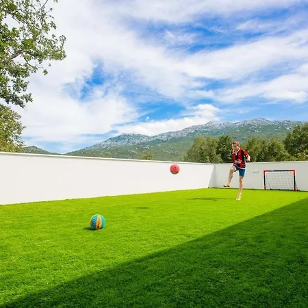 Villa Infinity- Luxury Near Split