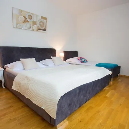 Infinity- Luxury Near Split Villa Dugopolje